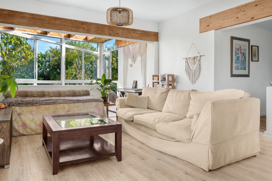 5 Bedroom Property for Sale in Heuwelkruin Western Cape